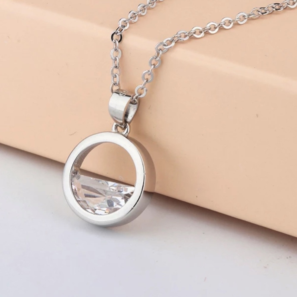 🌸 Sterling Silver 925 Crystal Necklace